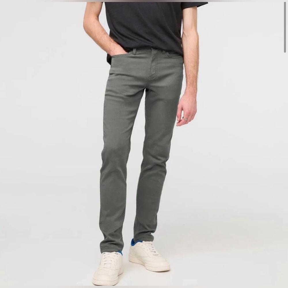 DUER No Sweat Slim Pant in Gull